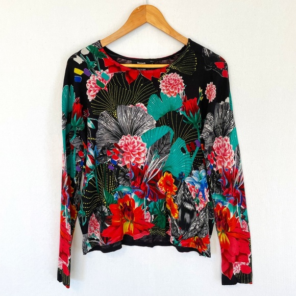 Desigual Sweaters - DESIGUAL Women's Size Large Exotic Florals Lightweight Knit Sweater